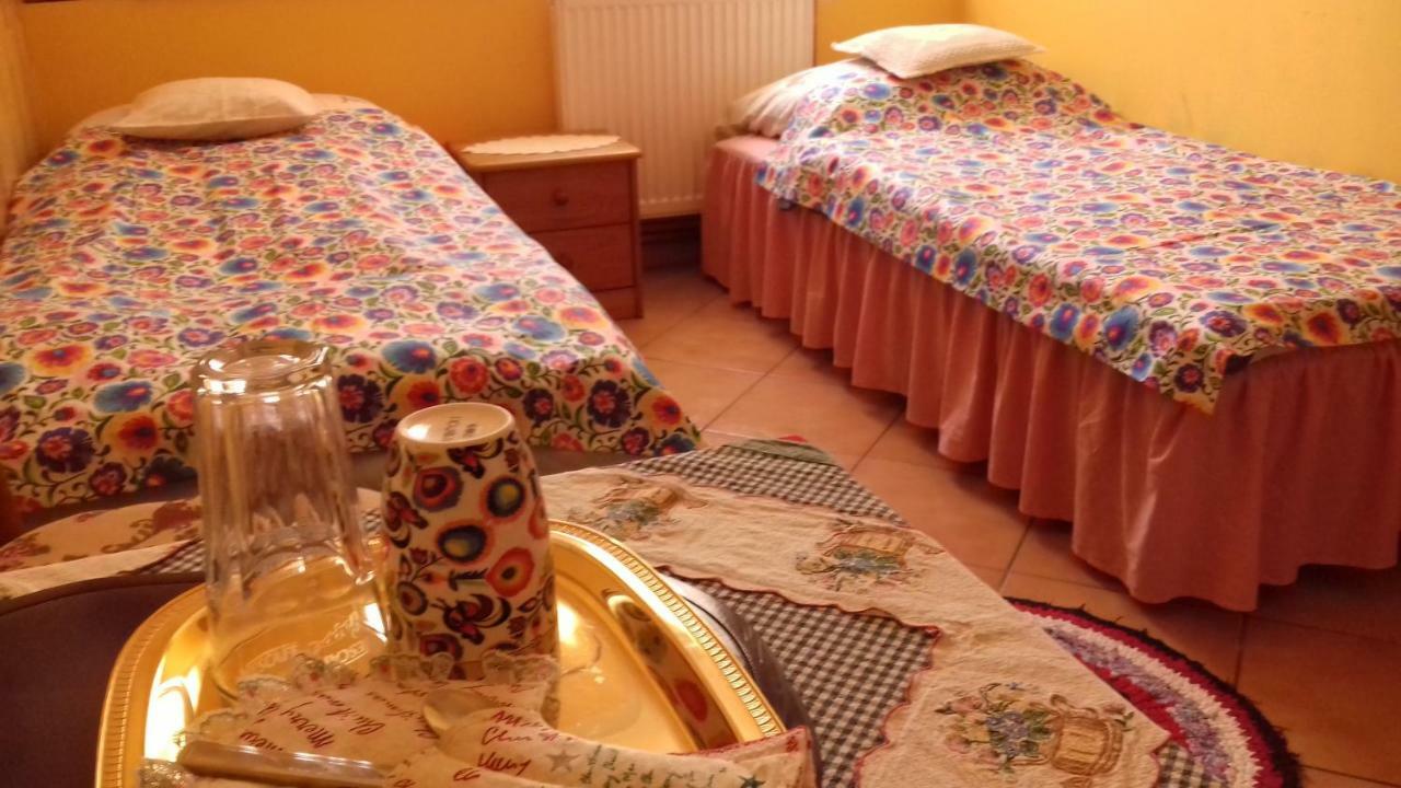 Dom Na Ludowo W Brzeznicy Apartment Brzeznica  Екстериор снимка