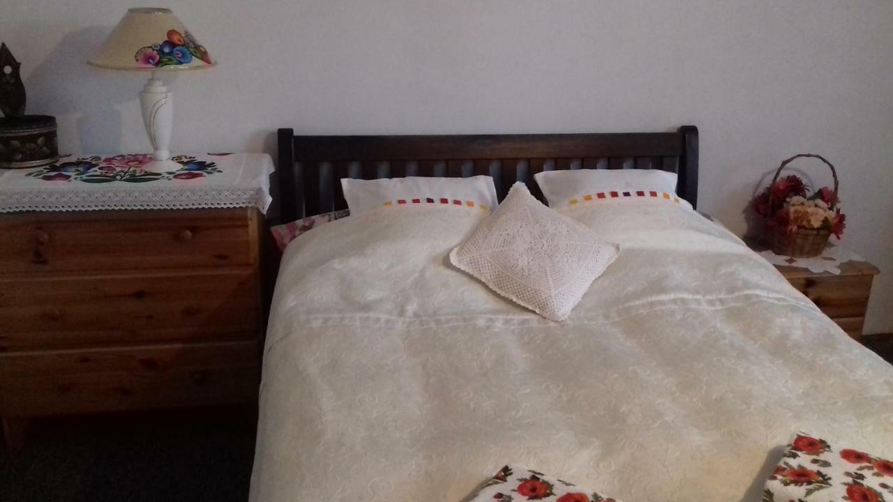 Dom Na Ludowo W Brzeznicy Apartment Brzeznica  Екстериор снимка