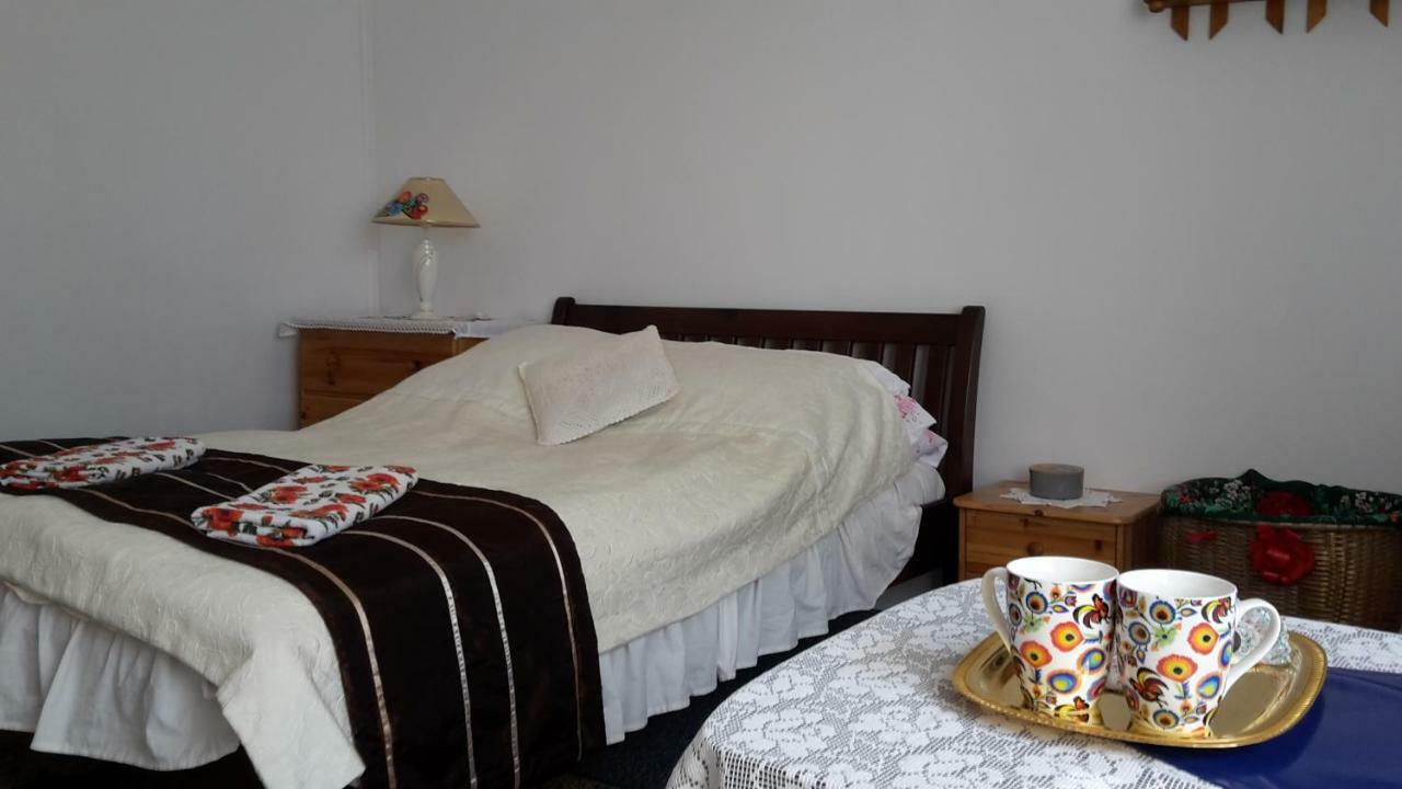 Dom Na Ludowo W Brzeznicy Apartment Brzeznica  Екстериор снимка